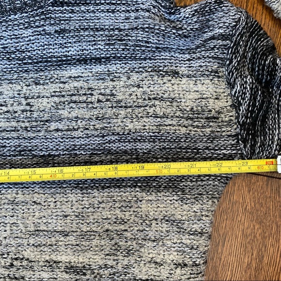 Seven Sisters - crop sweater - M - Picture 5 of 9